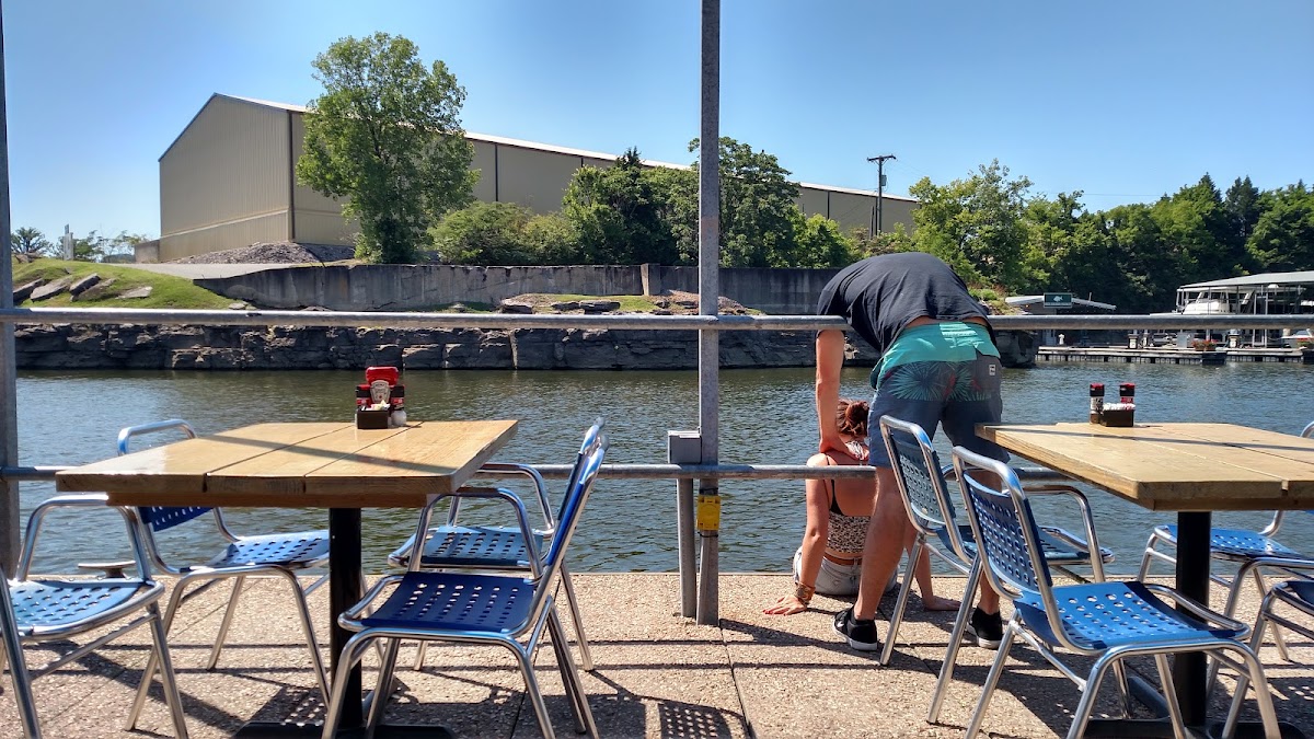 Blue Moon Waterfront Grille-1